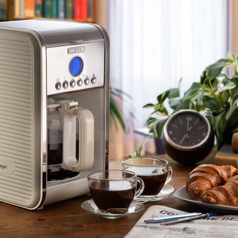 Cafeteira Ariete 1342 Vintage Bege, 4 a 12 Xícaras, Programável, Com Filtro, 900W - 220V 00M134203ARBR