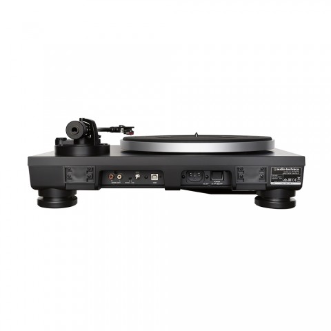 Toca-discos Audio-technica Manual AT-LP5 Direct Drive com cartucho AT95EX e conversor digital USB